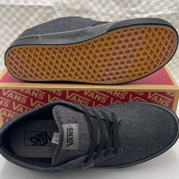 Vans Men’s Sneakers Canvas Upper Atwood
(Varsity Textile) Black/Pewt
VN0A45J9VEJ - Picture 3 of 16